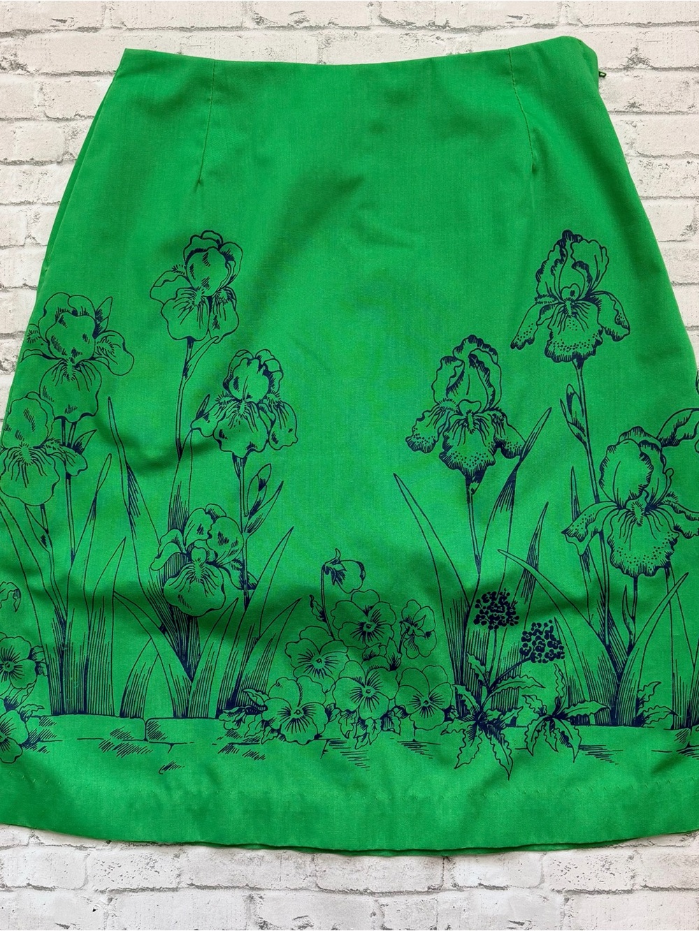 Vintage 70s Flamstead of Vermont Green A-Line Iris & Pansy Floral Print Skirt